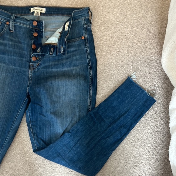 Madewell 10” High Rise Skinny Jean - Picture 2 of 6